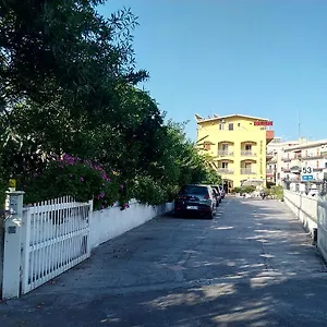 https://eliseo-giardini-naxos.sicilyhotelsitaly.net